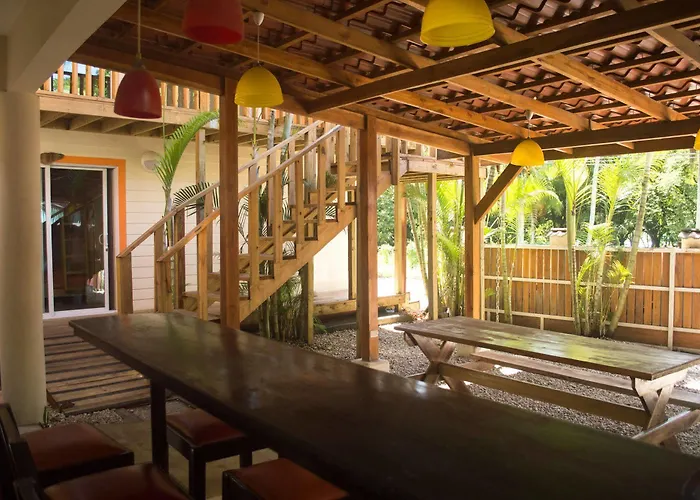 Dos Monos Hotel Playa Bejuco (Guanacaste)